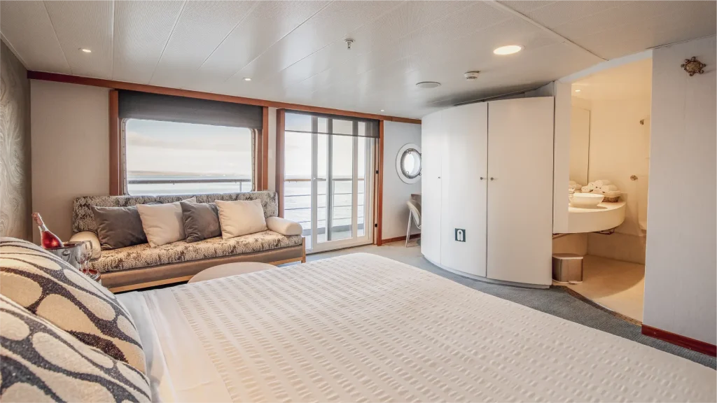 Legend Balcony Suite